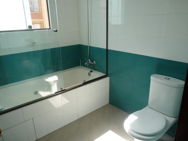 Casa en VentaAv. 14 de septiembre esq. calle 13 # 5911 Condominio Zurich Foto 18