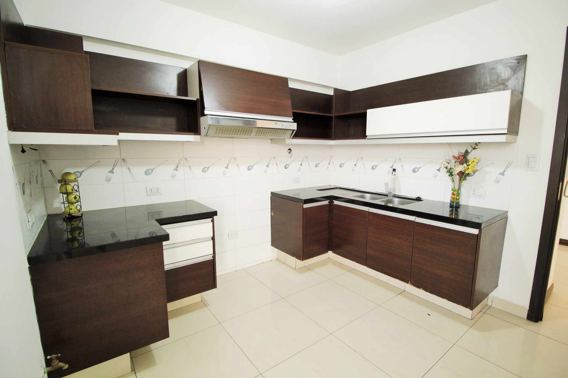 Departamento en VentaTorres aventura 2do Anillo Alemana 3 dormitorios 3 baños 1 parqueos Foto 2