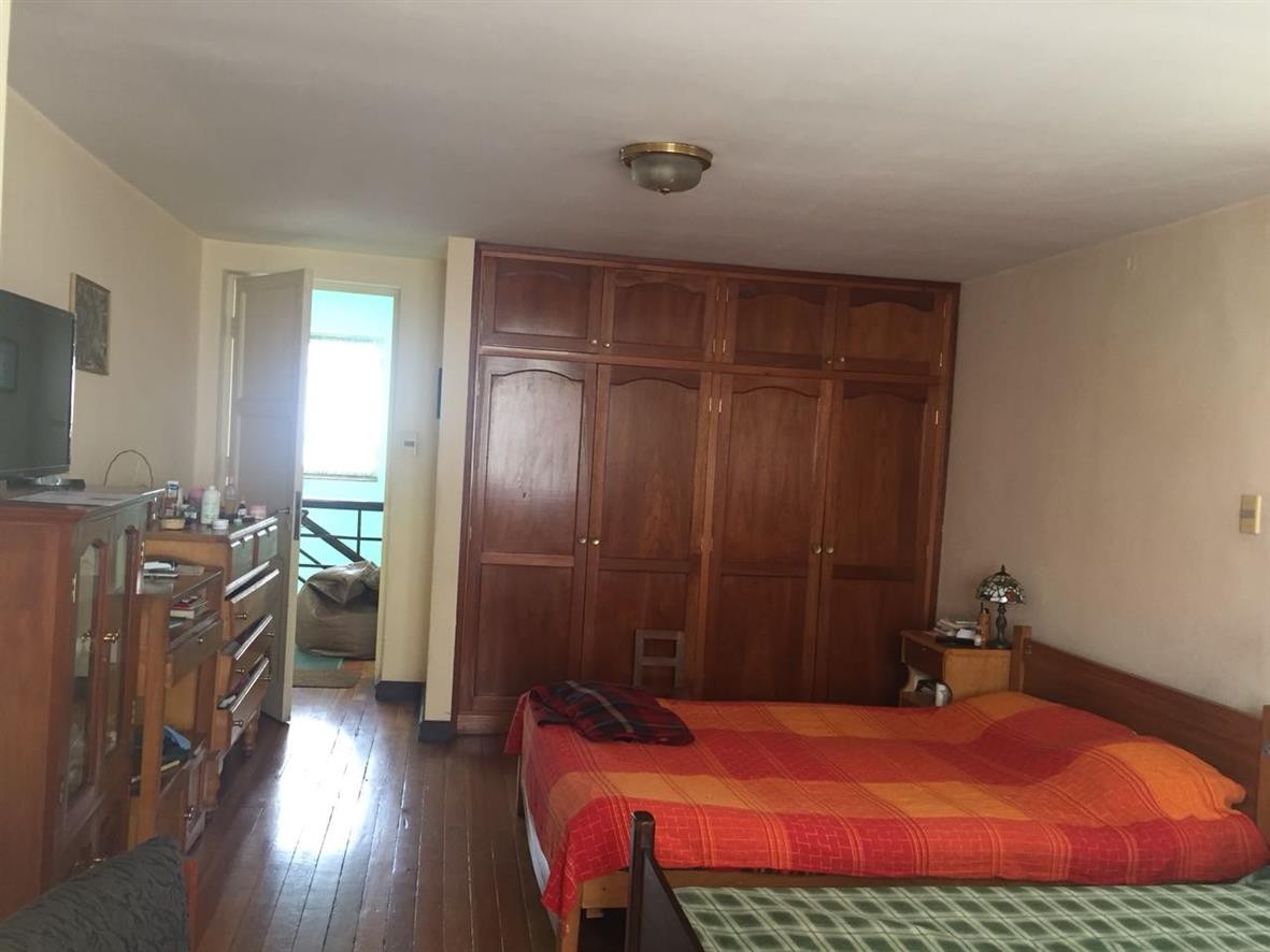 Casa en Sopocachi en La Paz 3 dormitorios 5 baños 1 parqueos Foto 11