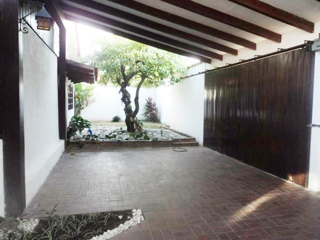 Casa Av. Paragua 2do y 3er anillo. Foto 4