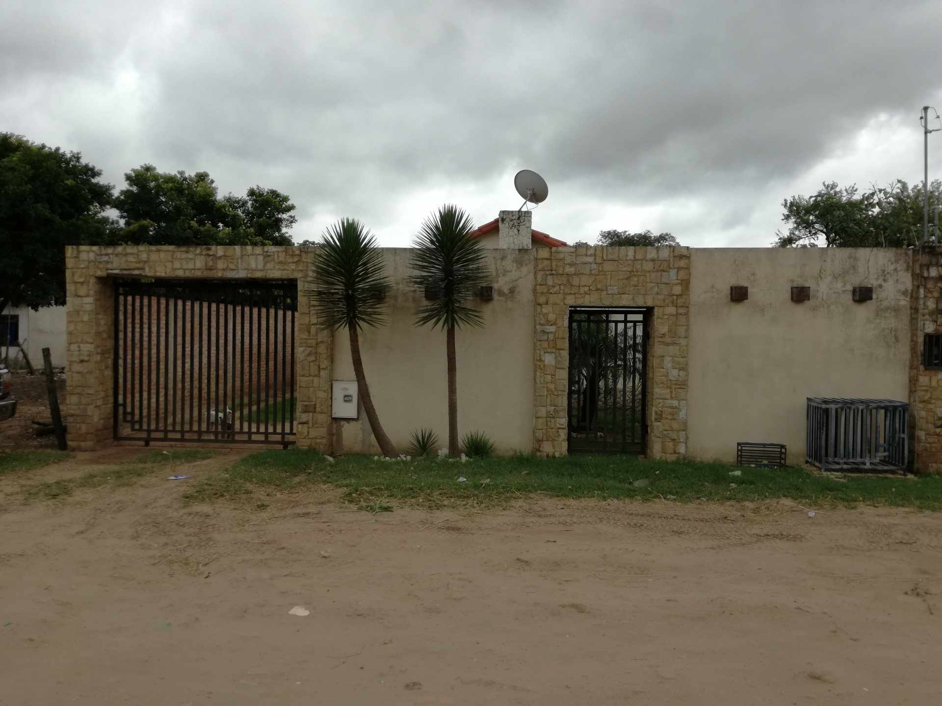 Casa URBANIZACION LOS CLAVELES SUR Foto 3