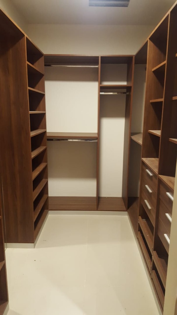 En Alquiler a $us 880 Foto 5