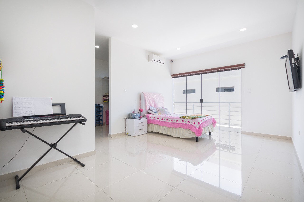 Casa en VentaCasa de Lujo Condominio Valle de Cartago Foto 8