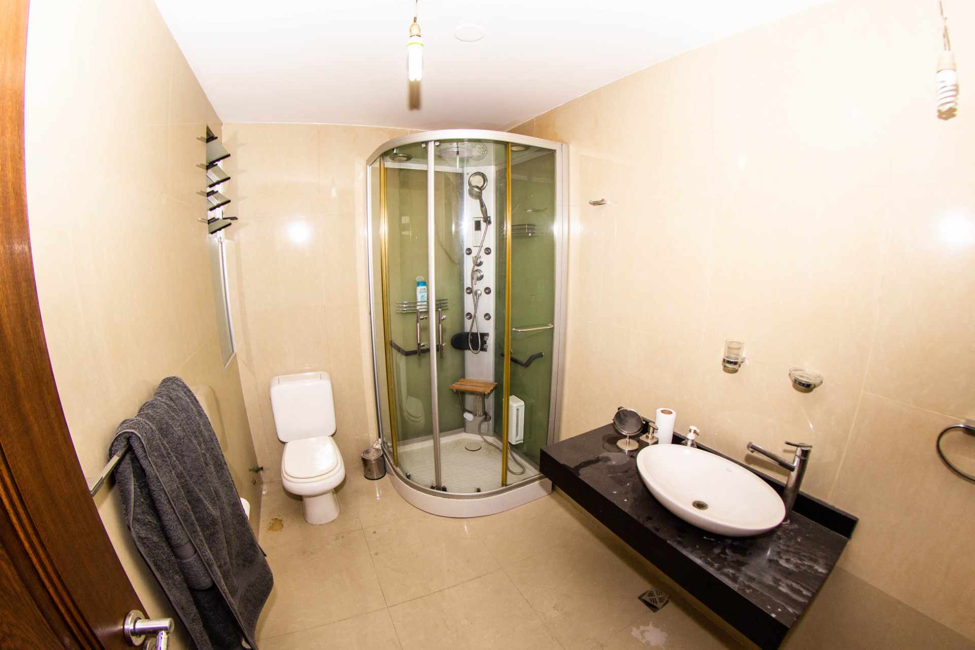 Departamento en VentaAv. Beni 4°anillo. Condominio Jade Foto 7