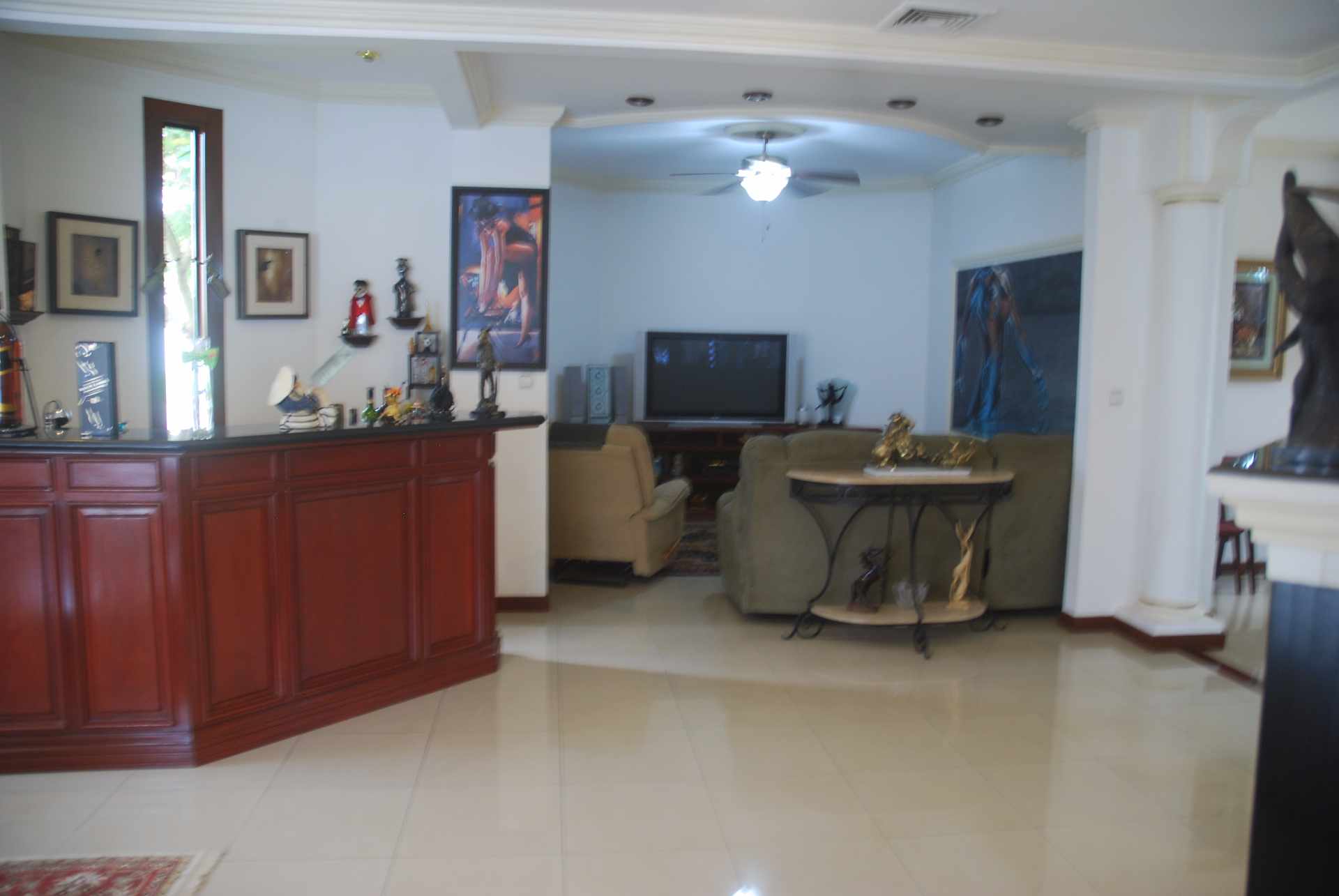 Casa en Venta Cerca km 8,5 Avenida Banzer, 8vo Anillo. 6 dormitorios 8 baños 7 parqueos Foto 28