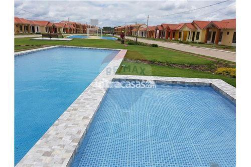 Casa en Carretera Norte en Santa Cruz de la Sierra 2 dormitorios 1 baños 2 parqueos Foto 2