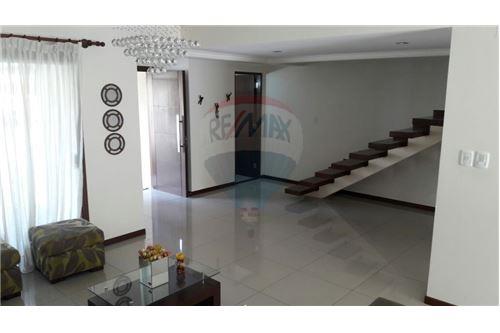 En Venta a $us 325,000 Foto 22