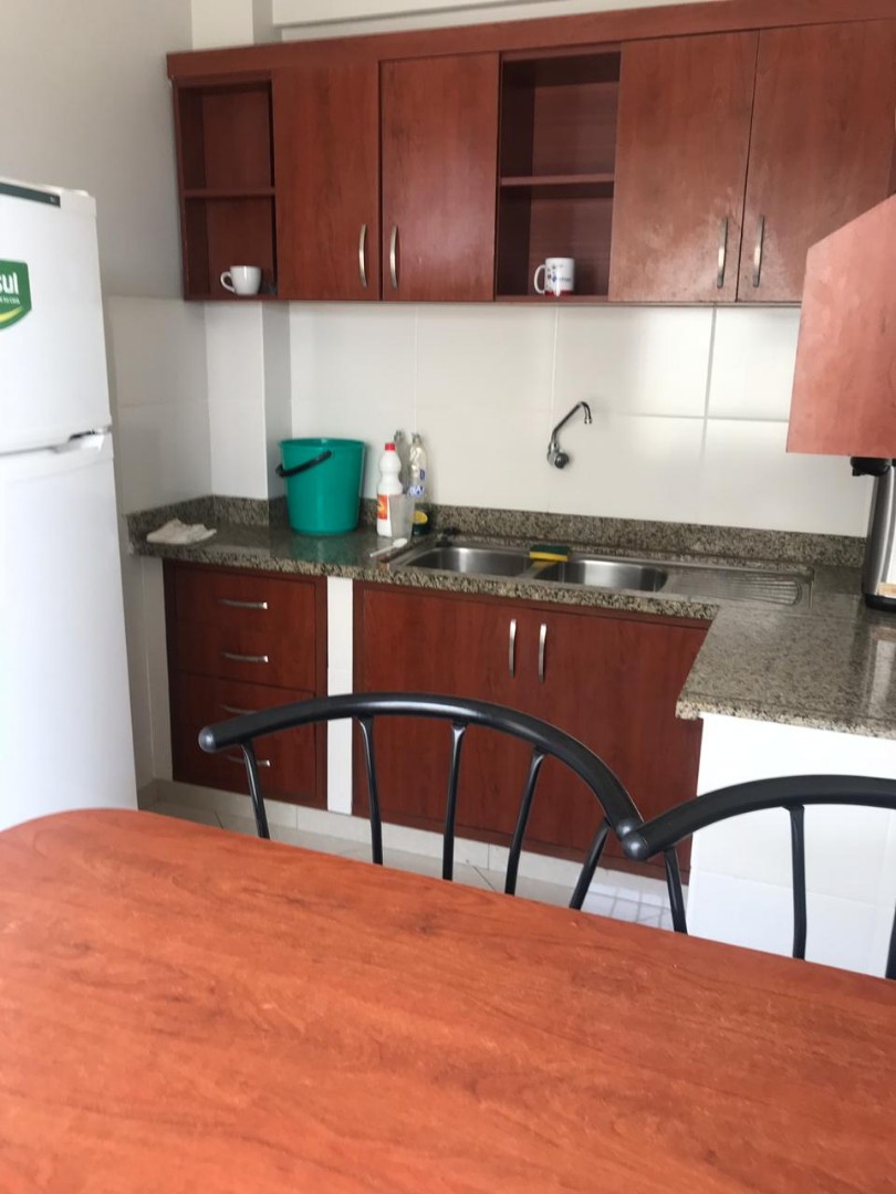 Edificio 3er anillo 3 pasos al frente Foto 6