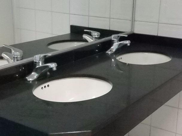 Oficina Edificio Torre Azul, Av. 20 de octubre y Campos No. 2665 Foto 8