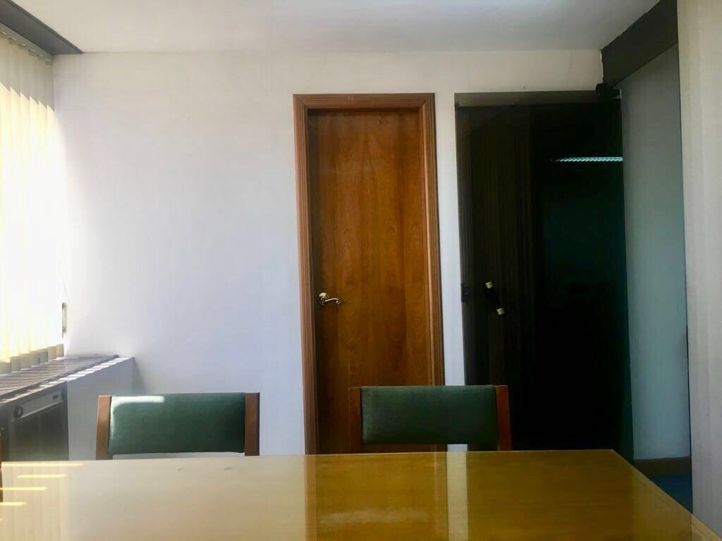 Oficina en Centro en La Paz 2 dormitorios 1 baños 1 parqueos Foto 2