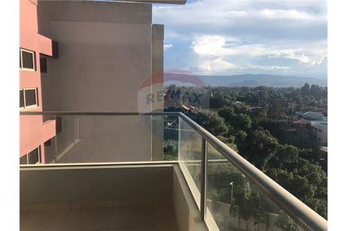Departamento en Condebamba en Cochabamba 6 dormitorios 2 baños 1 parqueos Foto 8