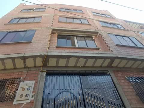 Casa en VentaCalle Tupac Katari N° 12034, Zona Alto Las Delicias a una cuadra de la Avenida Juan Jose Torrez (Periferica) Foto 6