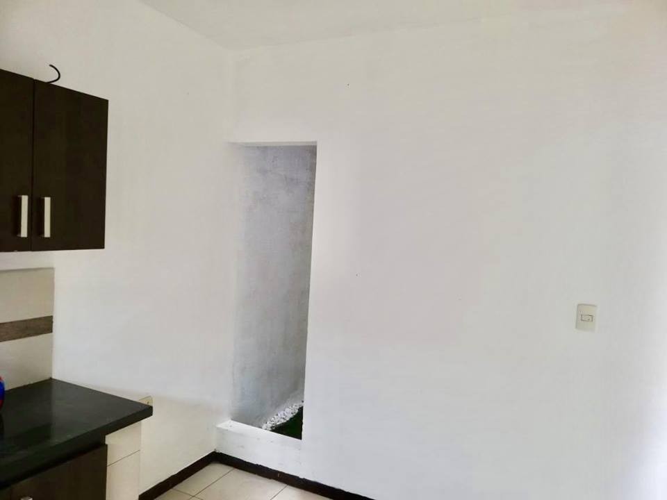 Casa en AlquilerCASA EN ALQUILER CONDOMINIO CERRADO  4 dormitorios 4 baños 2 parqueos Foto 3