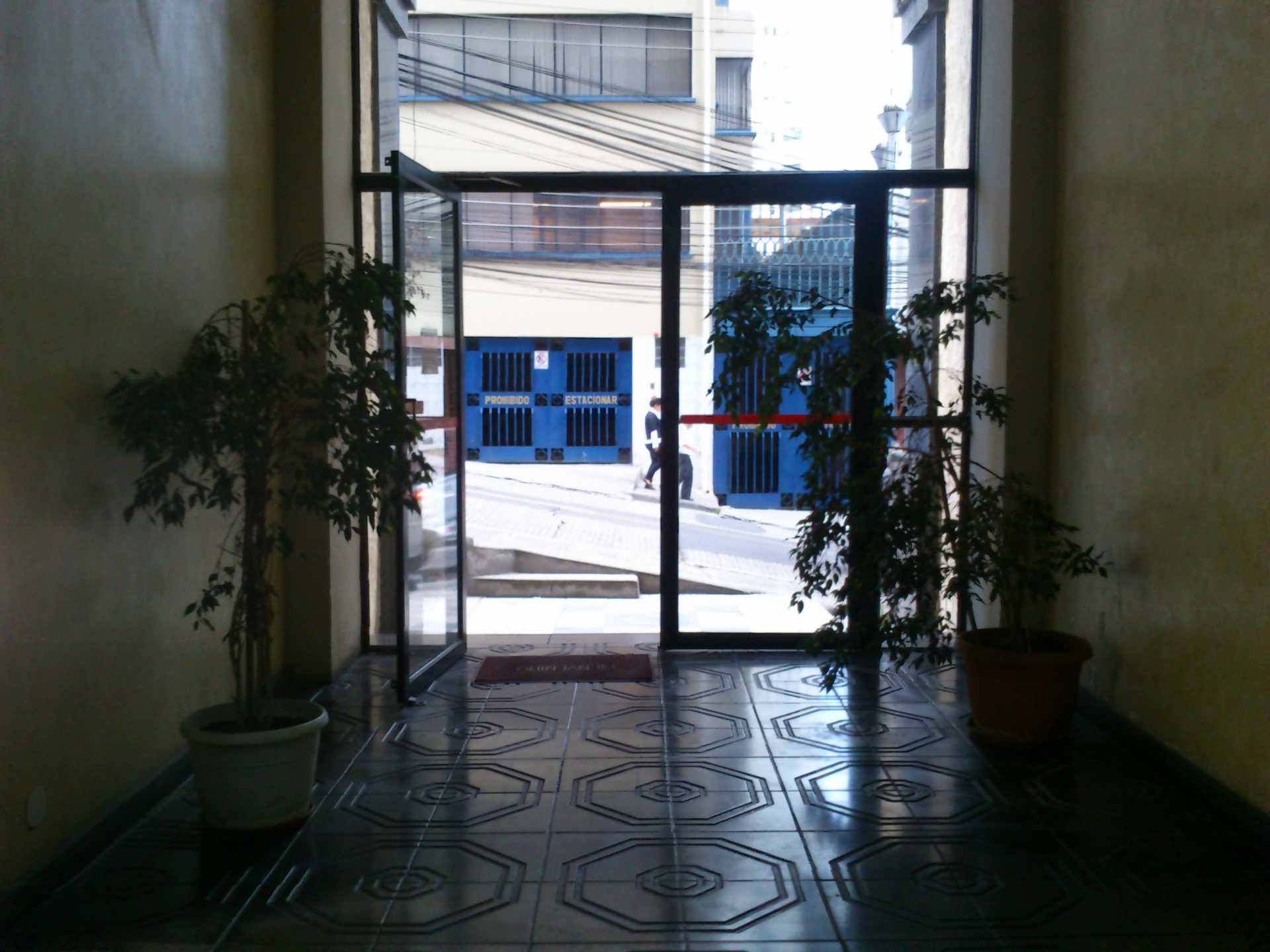 Oficina en San Jorge en La Paz 1 dormitorios 1 baños  Foto 6
