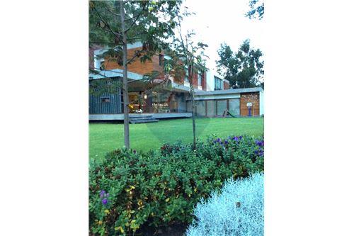 Casa en VentaEl sapito  8 baños 1 parqueos Foto 3