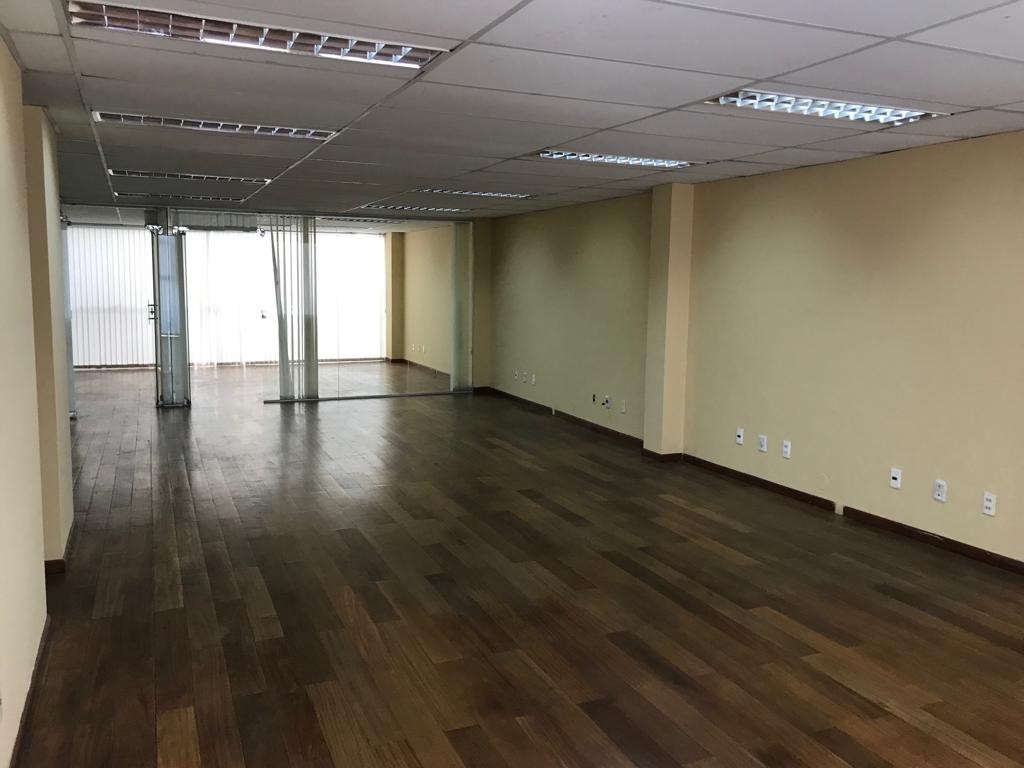 Edificio en Obrajes en La Paz 1 dormitorios 6 baños  Foto 5