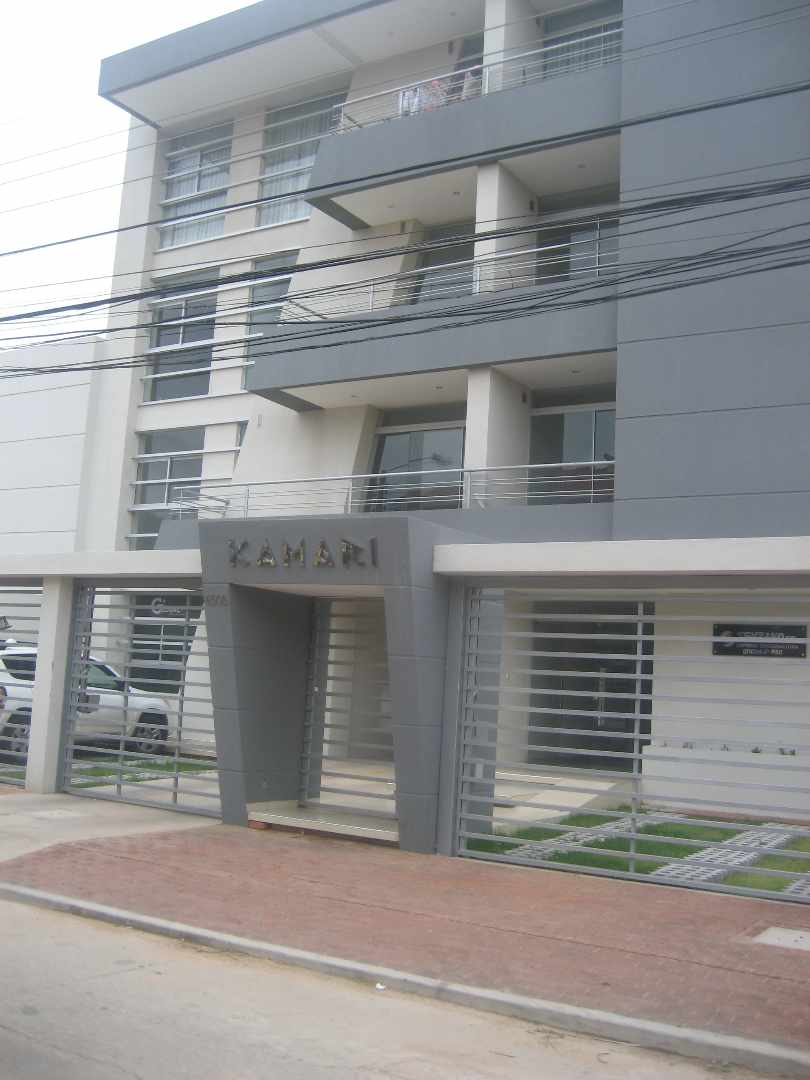 Departamento Calle sofia rodriguez, paralela a la av alamana pasando 3 cuadras el cuarto anillo, Edificio KAMARI Foto 1