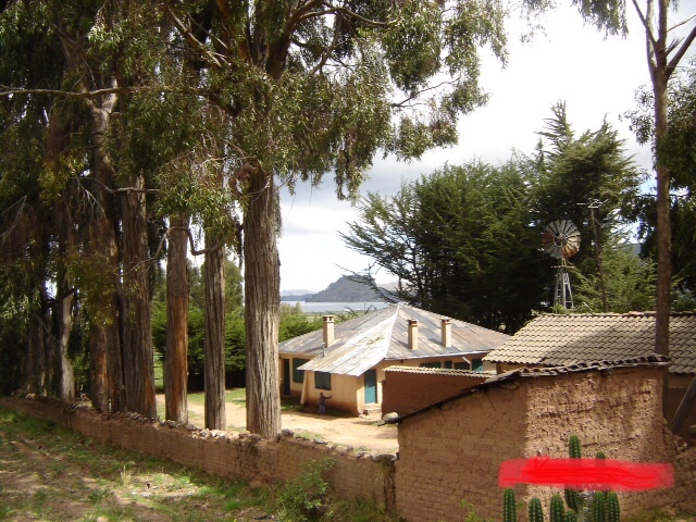 Casa Casa Amoblada en terreno de 2200 m2 COPACABANA-La Paz Bolivia Foto 11