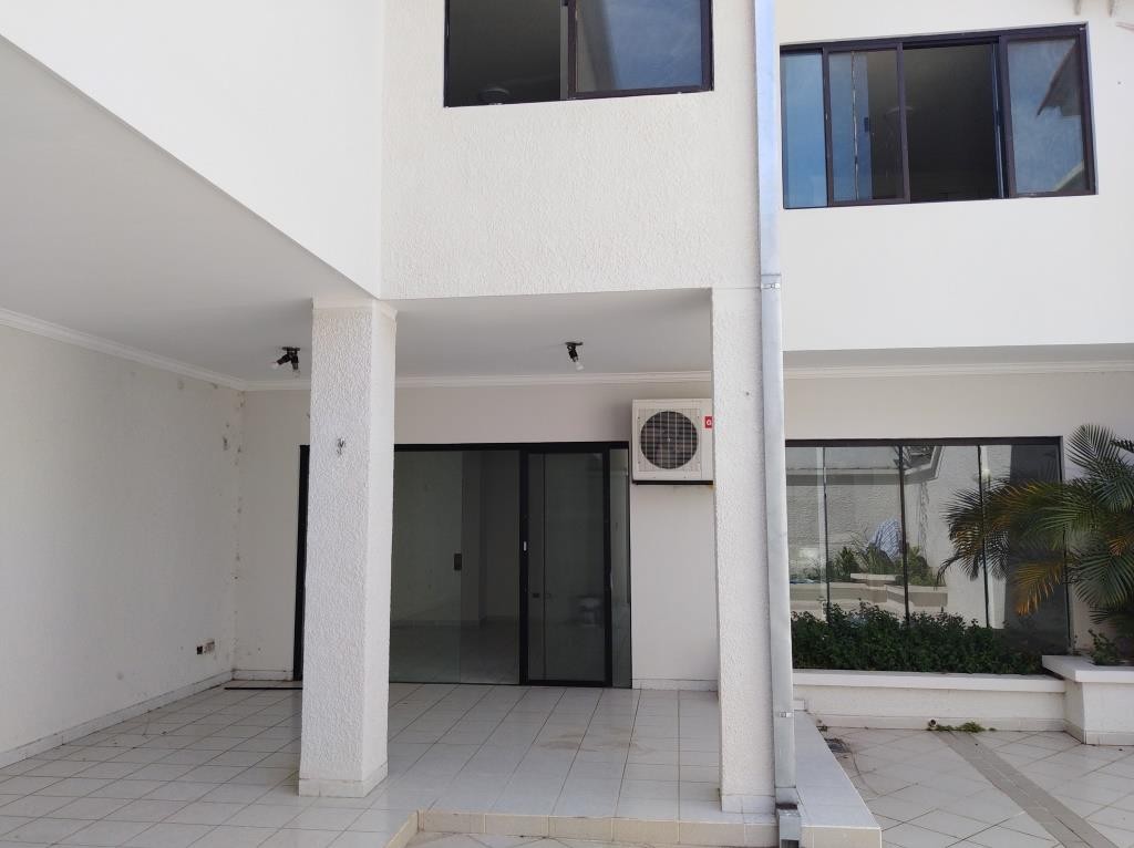 Casa en AlquilerBARRIO LAS PALMERAS - AVENIDA SAN AURELIO 3er y 4º anillo Foto 11