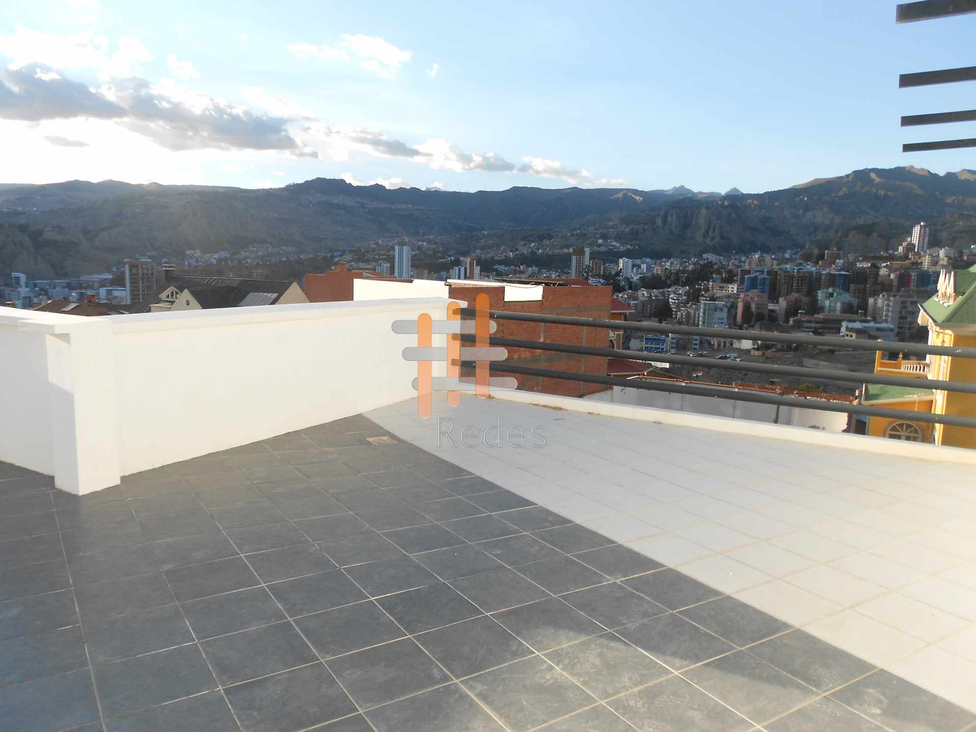 Casa en Auquisamaña en La Paz 4 dormitorios 6 baños 4 parqueos Foto 12