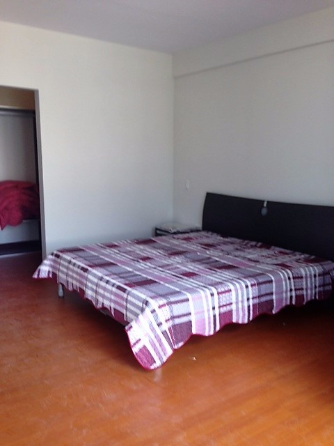 Casa en Sacaba en Cochabamba 4 dormitorios 5 baños 2 parqueos Foto 6