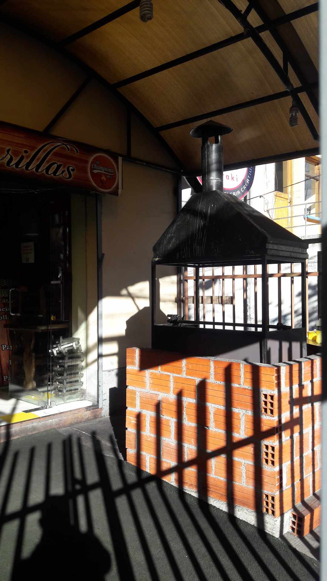 Local comercial en Miraflores en La Paz  1 baños  Foto 5