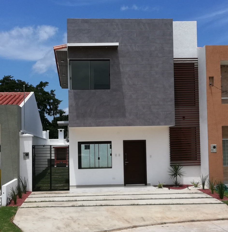 Casa Av. Banzer Km. 8 y medio, detras de El Remanso, Urbanizacion con acceso controlado y seguridad 24hrs. Foto 5