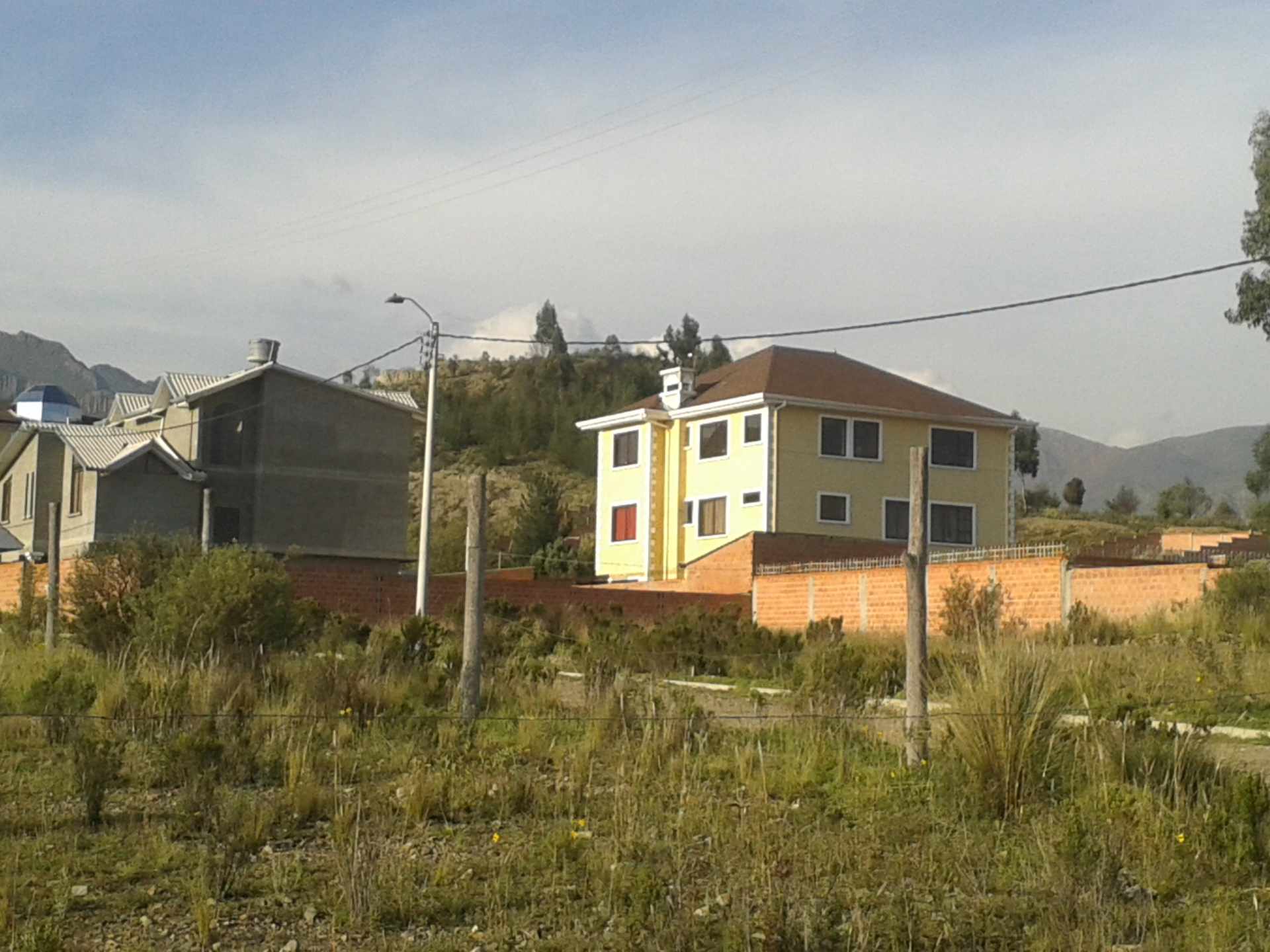 Casa Urbanizacion Ciudadela Stronguista calle 3 nº13 zona achumani  Foto 3