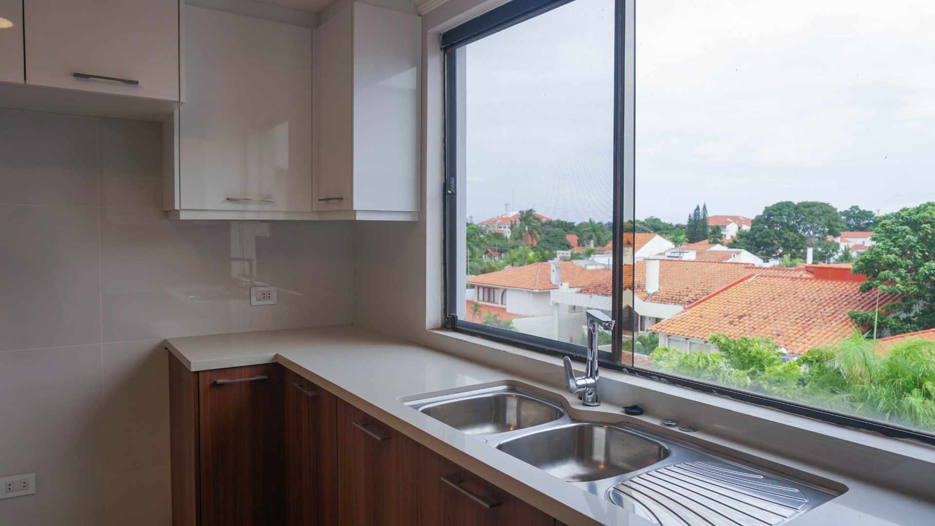 Departamento en VentaBarrio las palmas, calle Barcelona esquina calle las palmas 3 dormitorios 2 baños 1 parqueos Foto 6