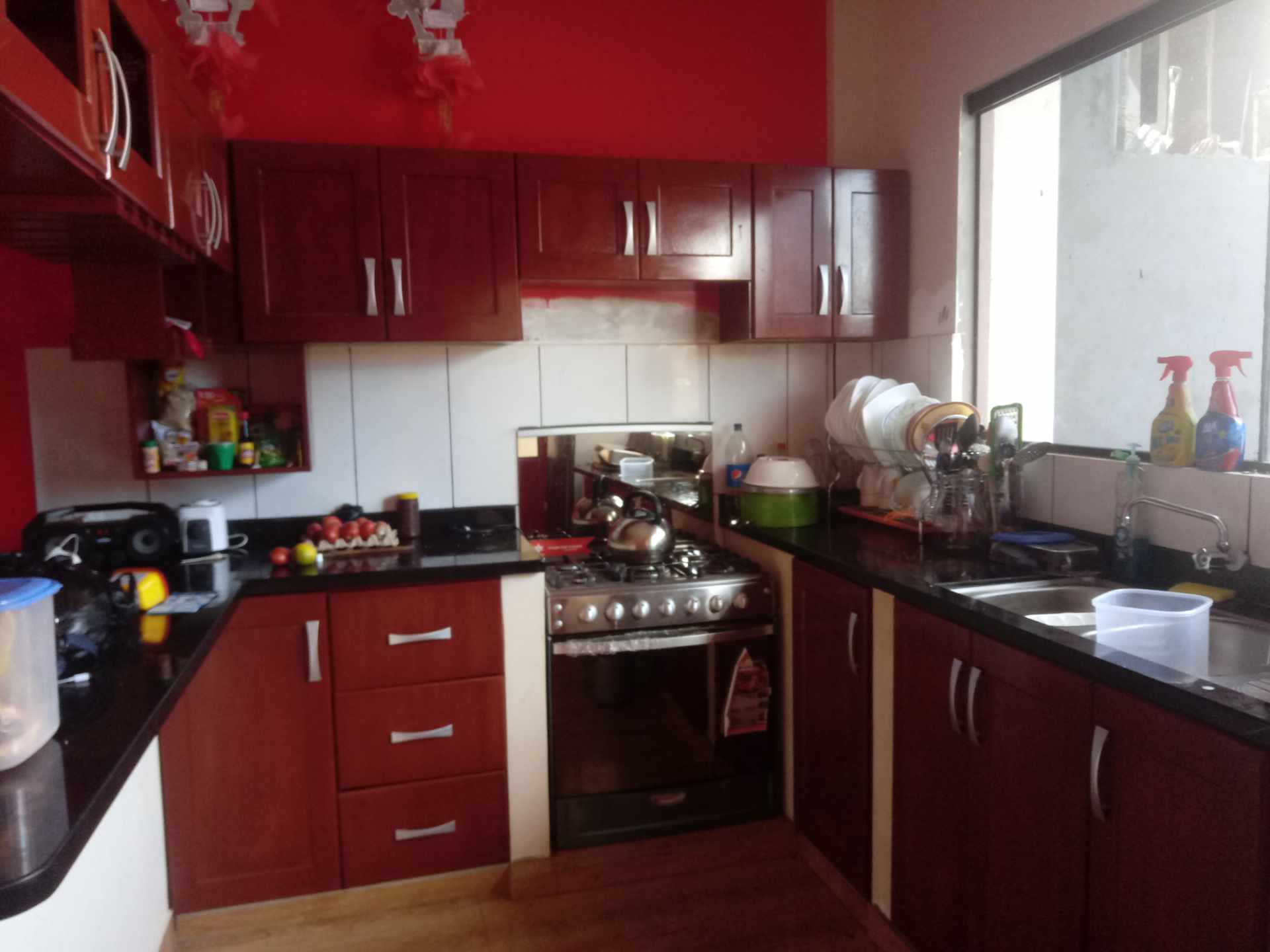 Casa 5to anillo . entre av. Pirai e hilanderia , atras del surtidor Foto 4