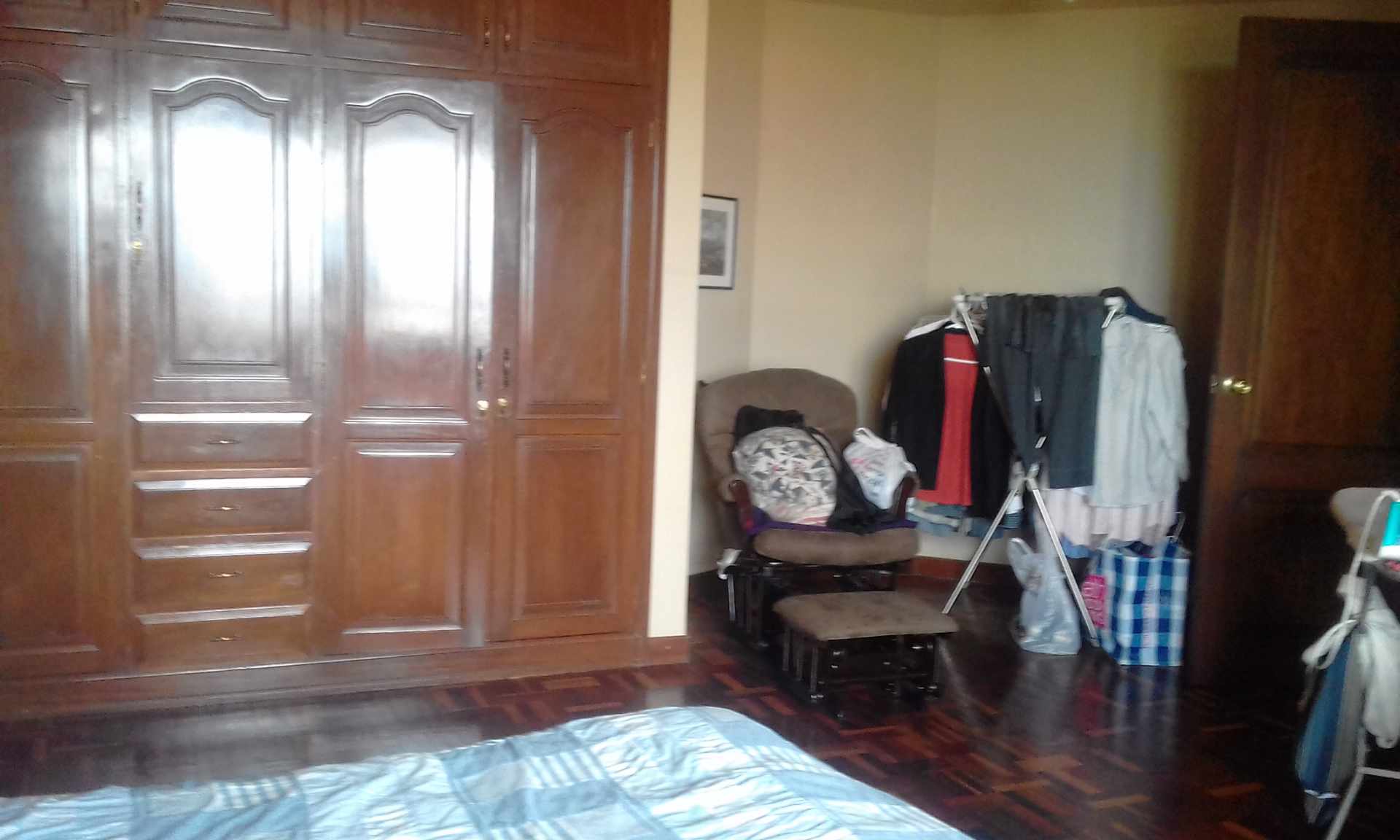 Casa en Aranjuez en Cochabamba 6 dormitorios 5 baños 4 parqueos Foto 7