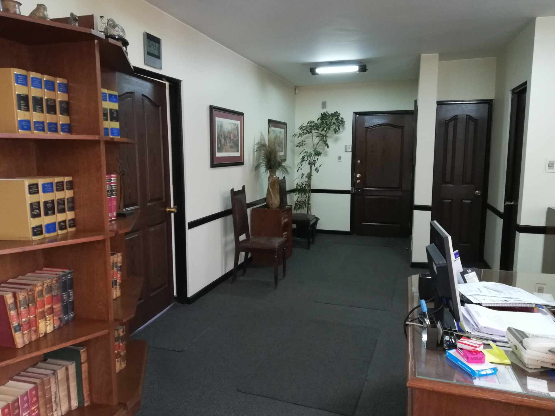 Oficina en San Jorge en La Paz 5 dormitorios 2 baños  Foto 2