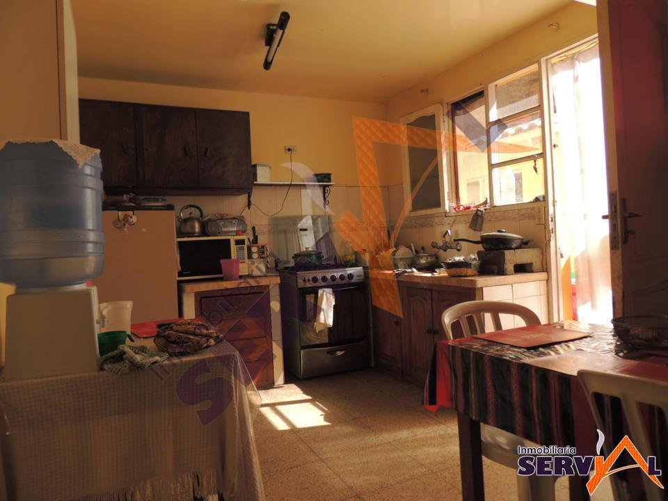Casa en Sarco en Cochabamba 4 dormitorios 3 baños 4 parqueos Foto 5