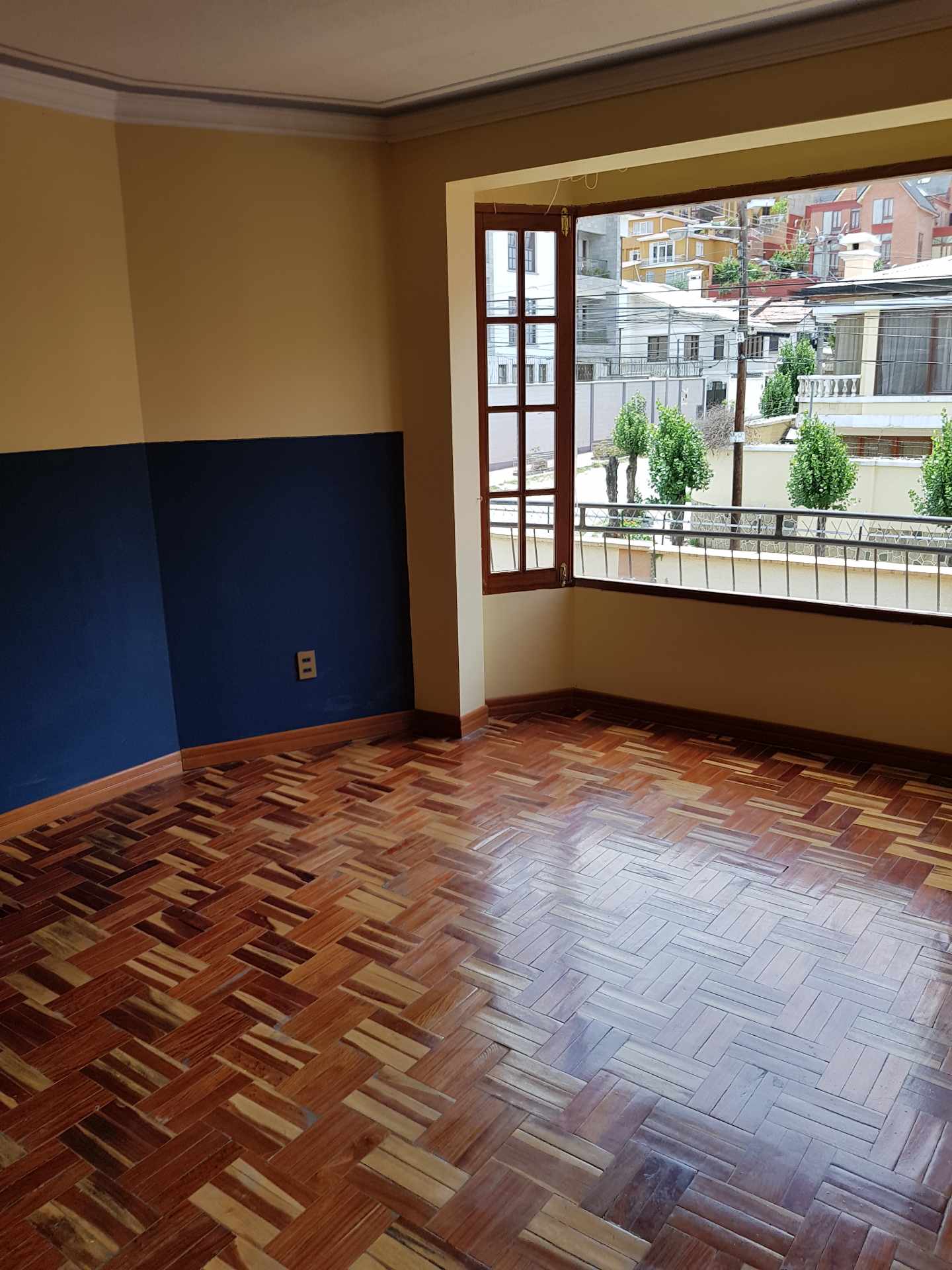 Casa en Irpavi en La Paz 3 dormitorios 3 baños 1 parqueos Foto 8