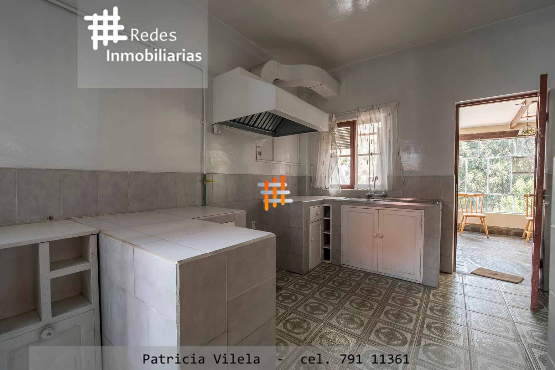 Casa en Obrajes en La Paz 5 dormitorios 3 baños 2 parqueos Foto 11