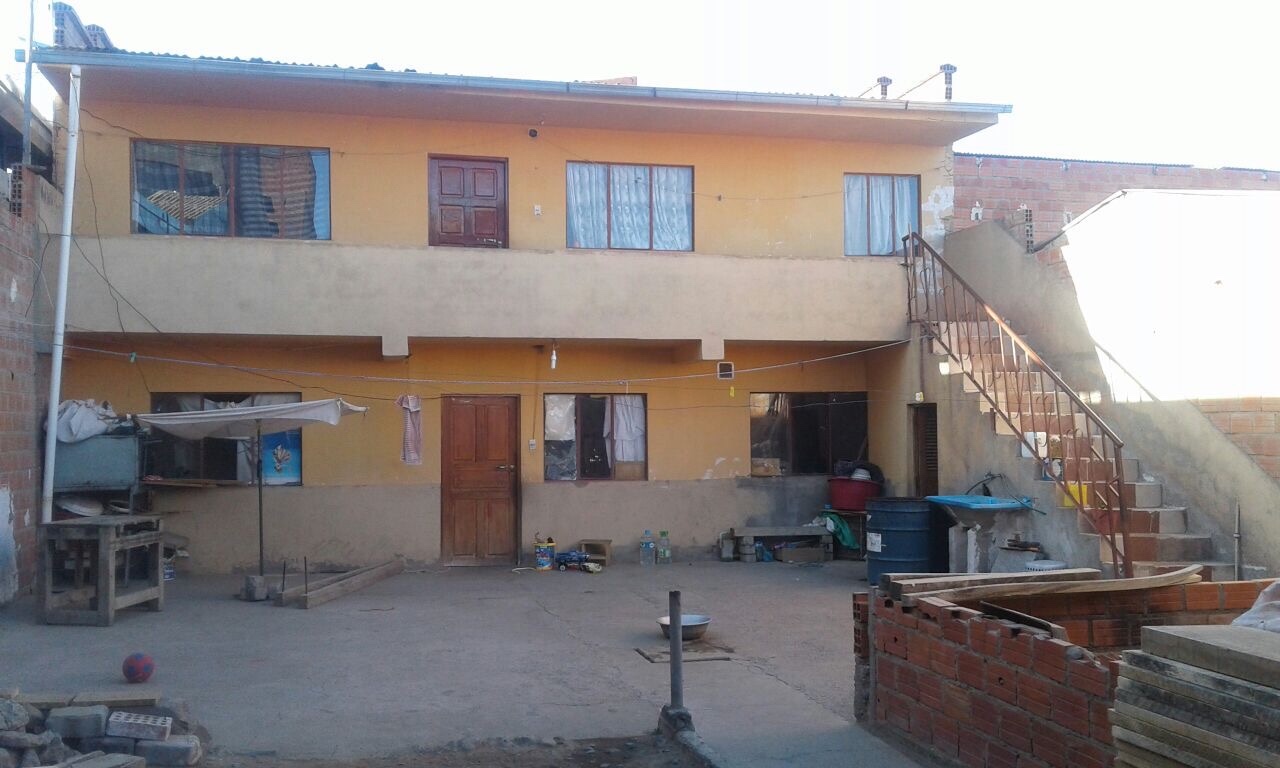 Casa en VentaCalle María Núñez Del Prado Zona Villa Marcelina El Alto 5 dormitorios 1 baños  Foto 1