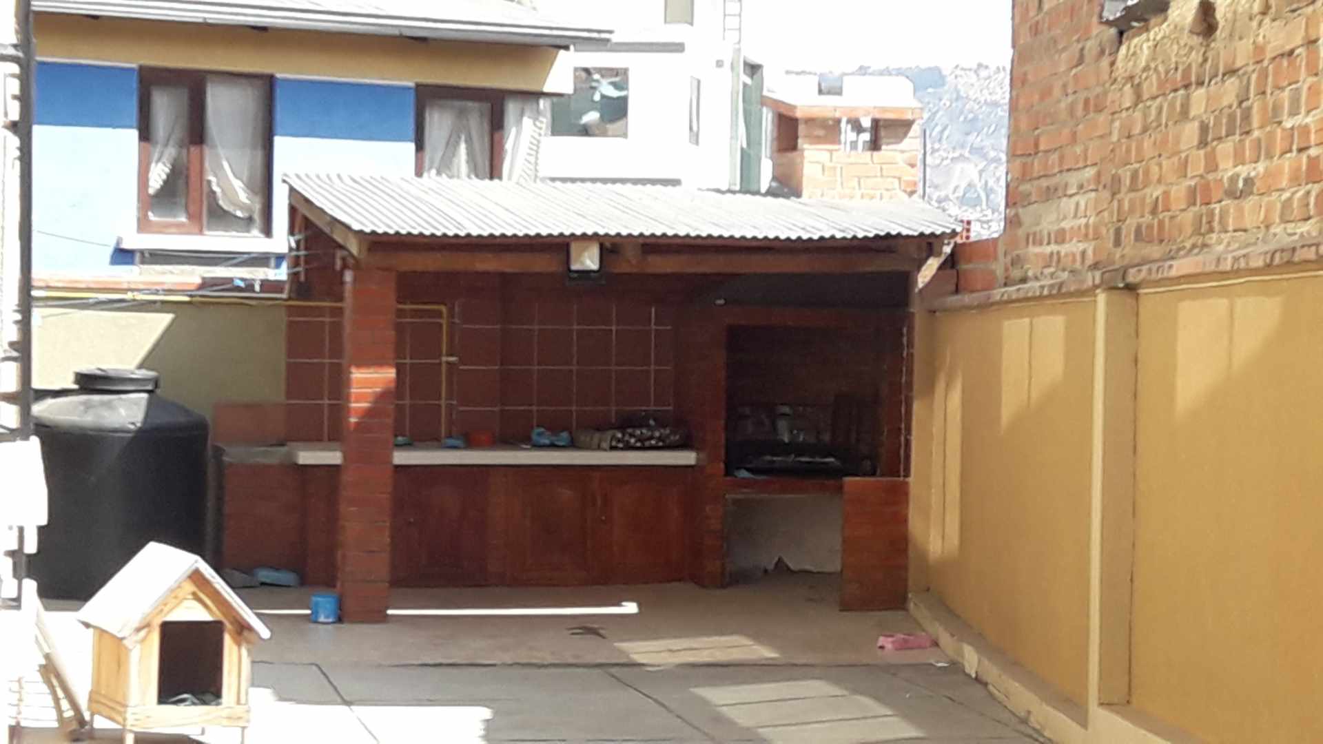 Casa en Auquisamaña en La Paz 4 dormitorios 3 baños 4 parqueos Foto 11