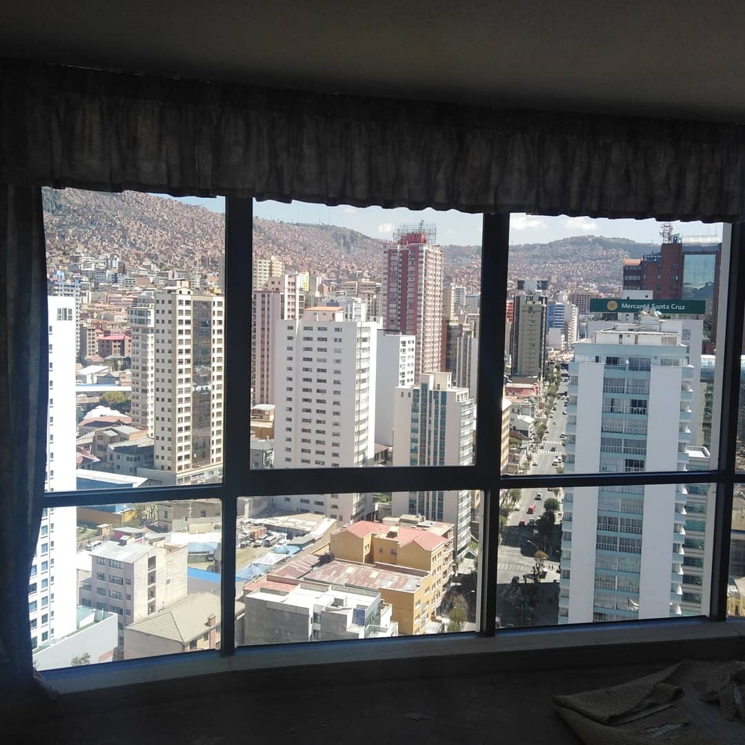 Departamento en Sopocachi en La Paz 2 dormitorios 2 baños 1 parqueos Foto 4