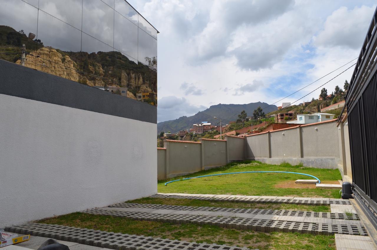 Casa en Achumani en La Paz 3 dormitorios 4 baños 2 parqueos Foto 6