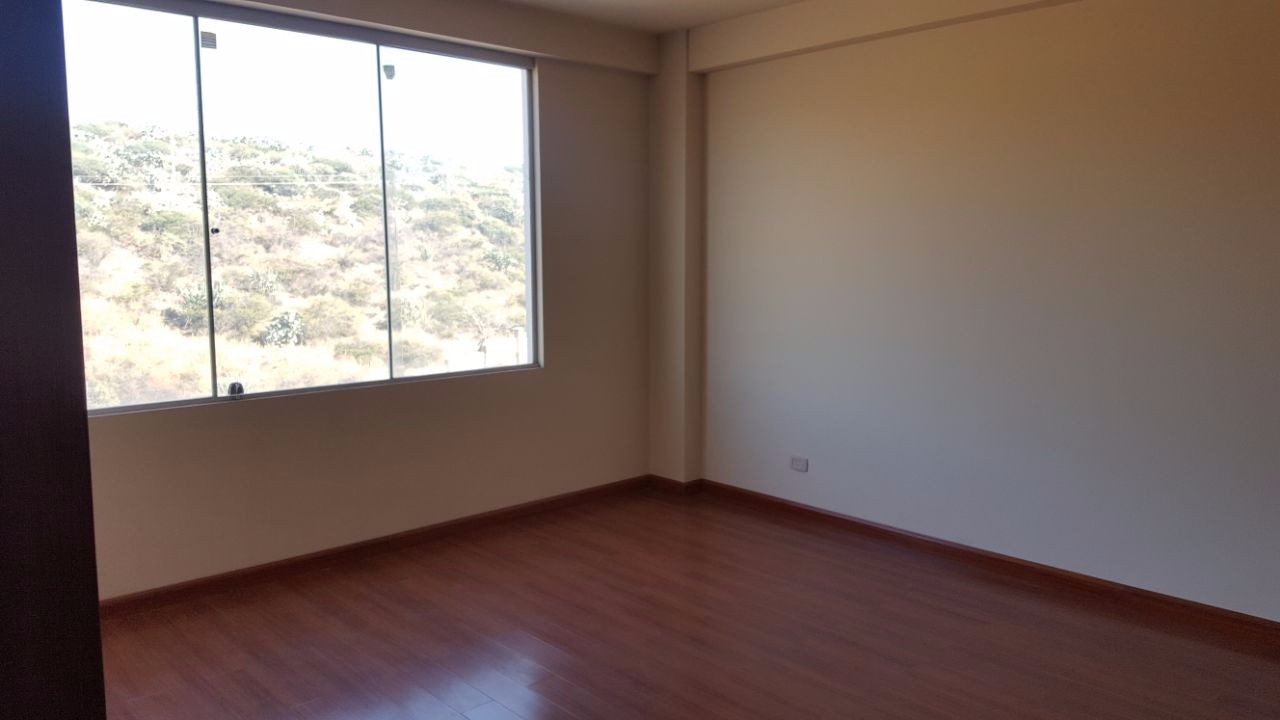 Departamento en Alalay en Cochabamba 3 dormitorios 3 baños 1 parqueos Foto 3