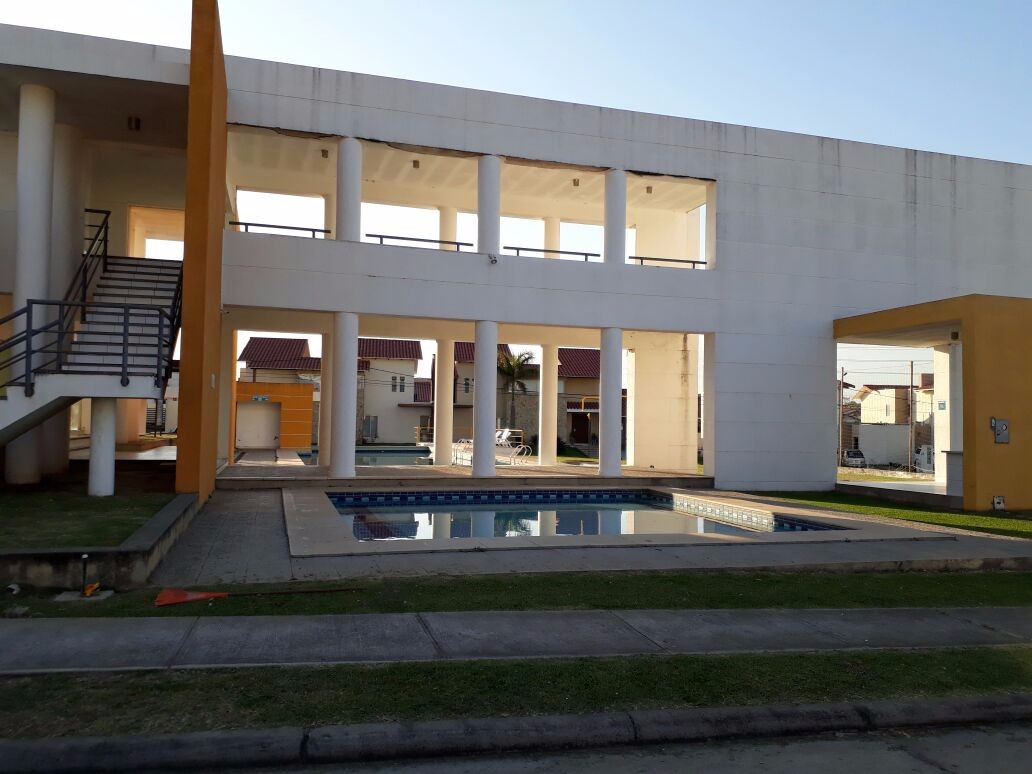 Casa HERMOSA CASA EN EL URUBO - $550
 Foto 5