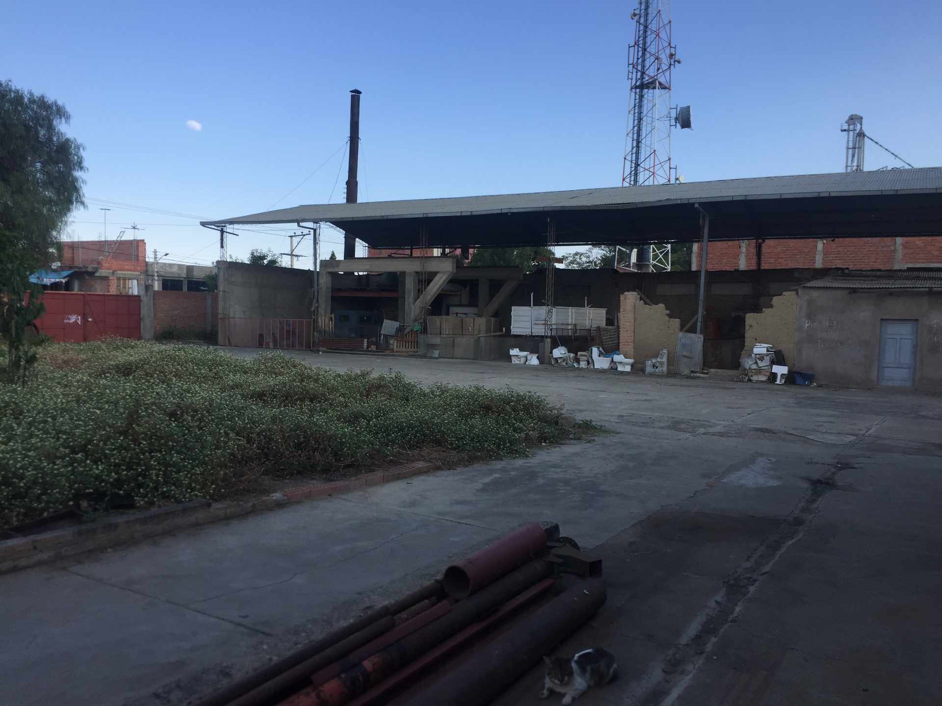Terreno en VentaTerreno con galpones para fábrica, planta u otro negocio en el parque industrial a 4 cuadras de la Av. Circunvalación Foto 9