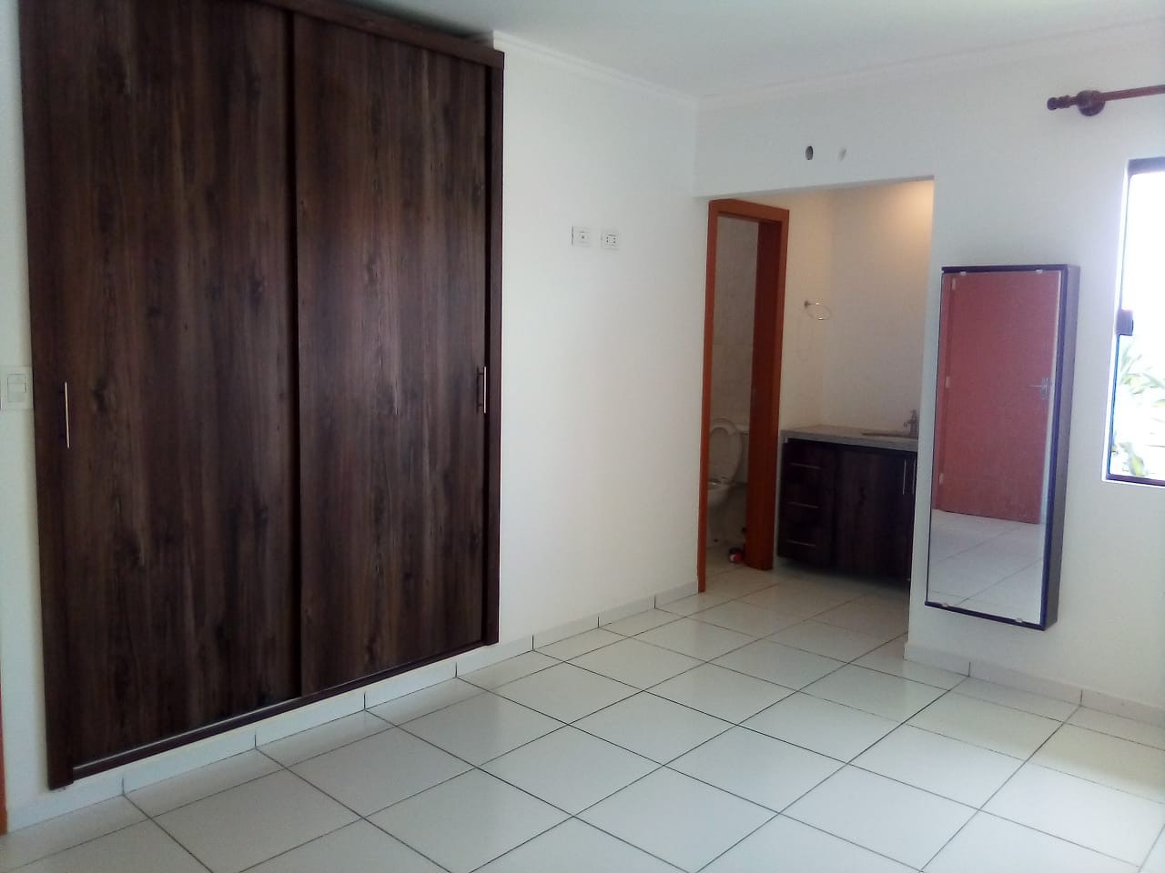 En Alquiler a Bs 3,200 Foto 11