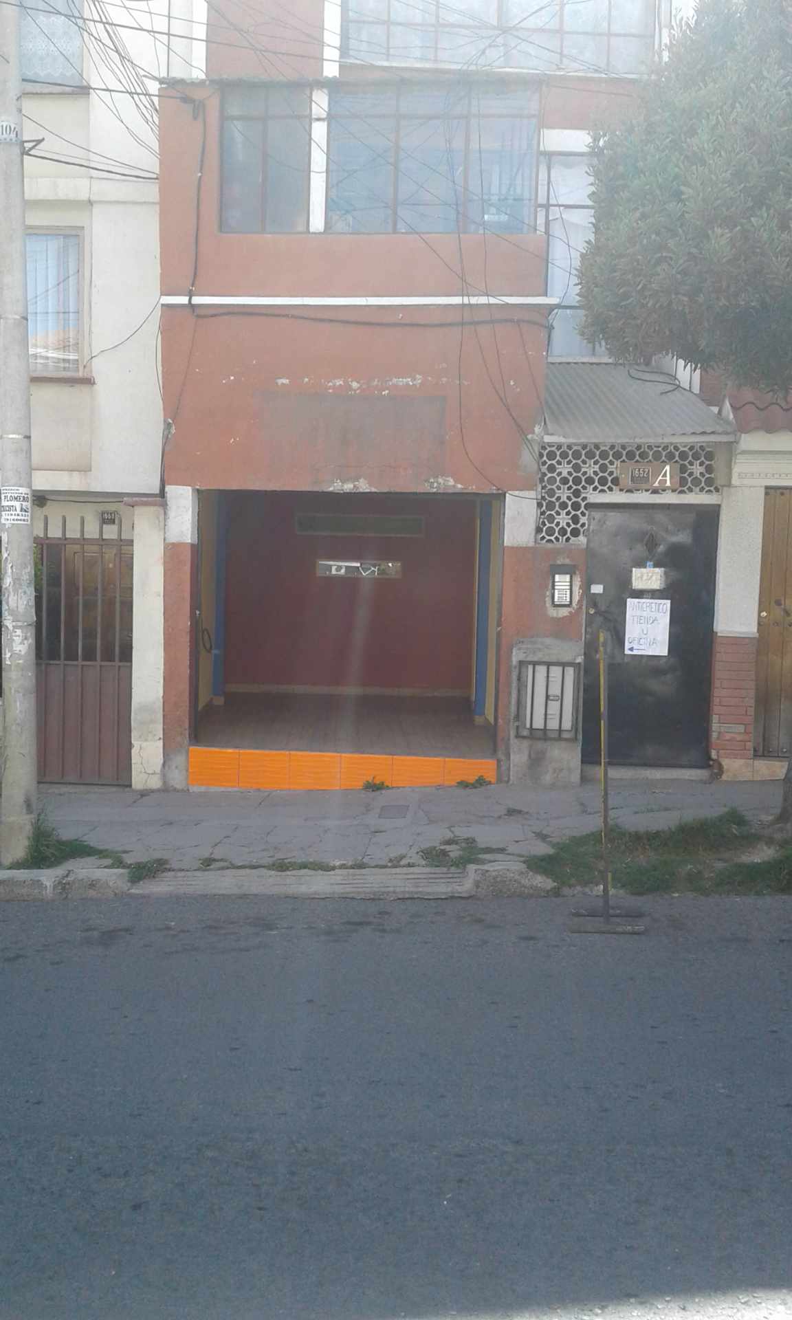 Oficina Calle Cuba No 1652A entre Carrasco y Pasoskanki zona de Miraflores La Paz - Bolivia (OFERTABLE y entrega inmediata) Foto 3
