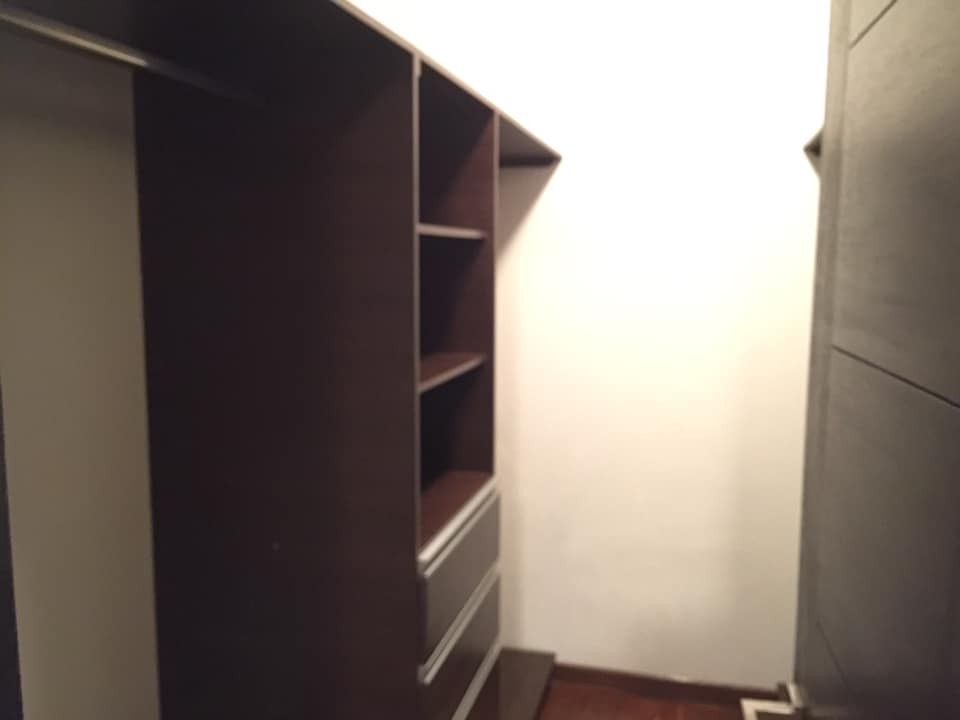 Departamento en AlquilerAv. America, esquina Villarroel. Edificio Portal Foto 5