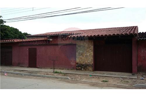 Casa B/ los andes calle 2 Foto 1