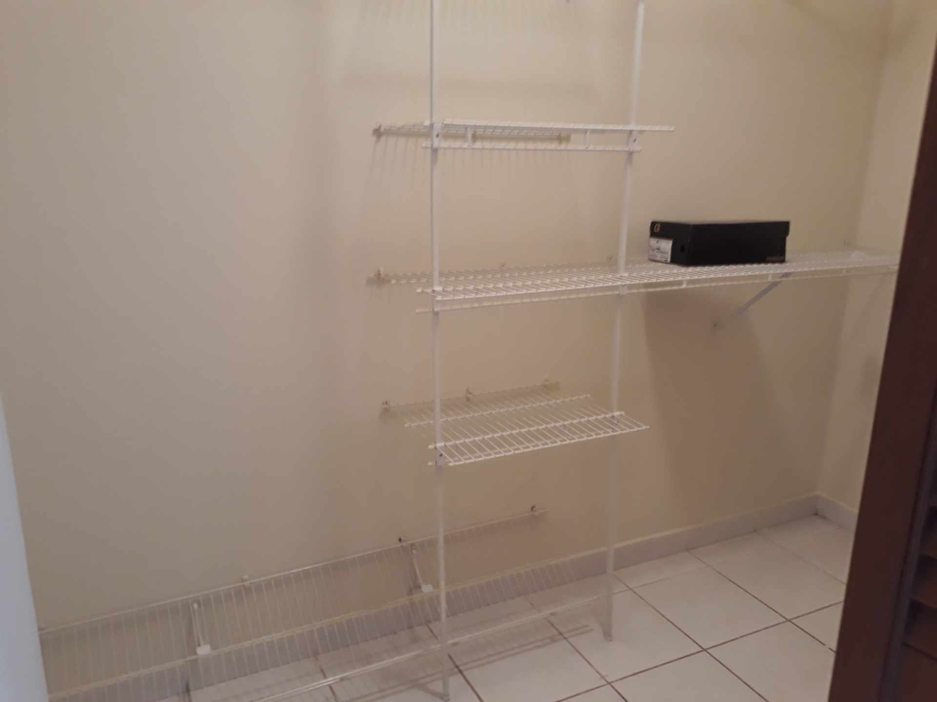 En Alquiler a $us 700 Foto 27