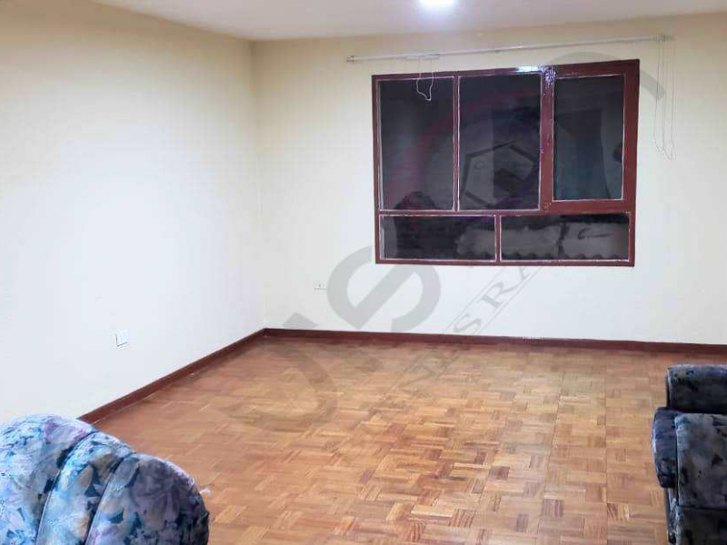 Departamento en Cala Cala en Cochabamba 6 dormitorios 2 baños 1 parqueos Foto 9