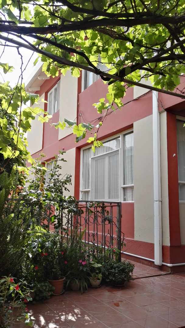 Casa en Tupuraya en Cochabamba 4 dormitorios 3 baños 1 parqueos Foto 1