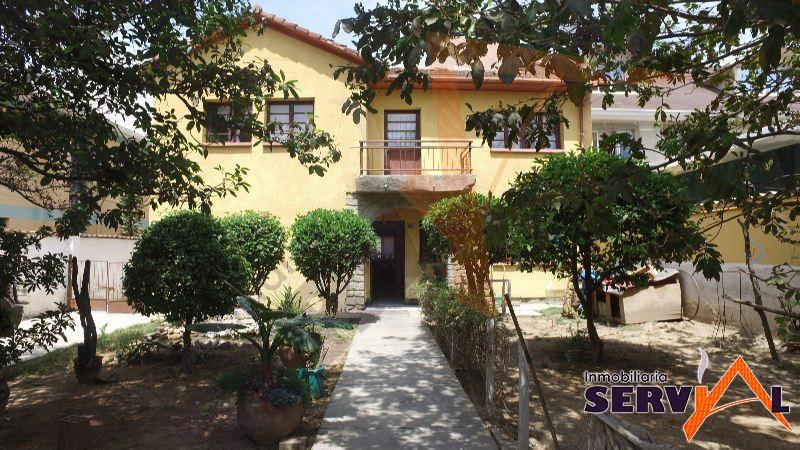 Casa en Muyurina en Cochabamba 8 dormitorios 3 baños 2 parqueos Foto 1